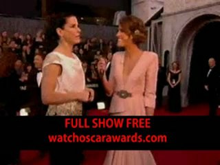 Sandra Bullock Oscars 2012 red carpet