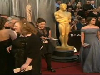 Penélope Cruz, en azul sobre rojo de alfombra