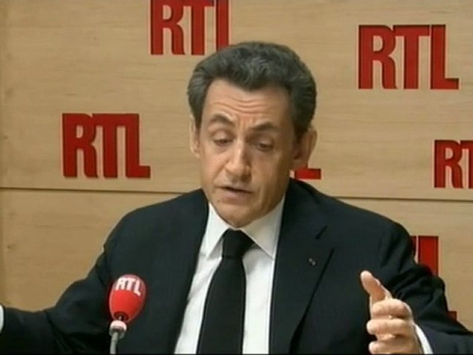 Nicolas Sarkozy, lundi matin sur RTL : "Est-ce moi qui travaille dans le groupe de monsieur  Bolloré ?"