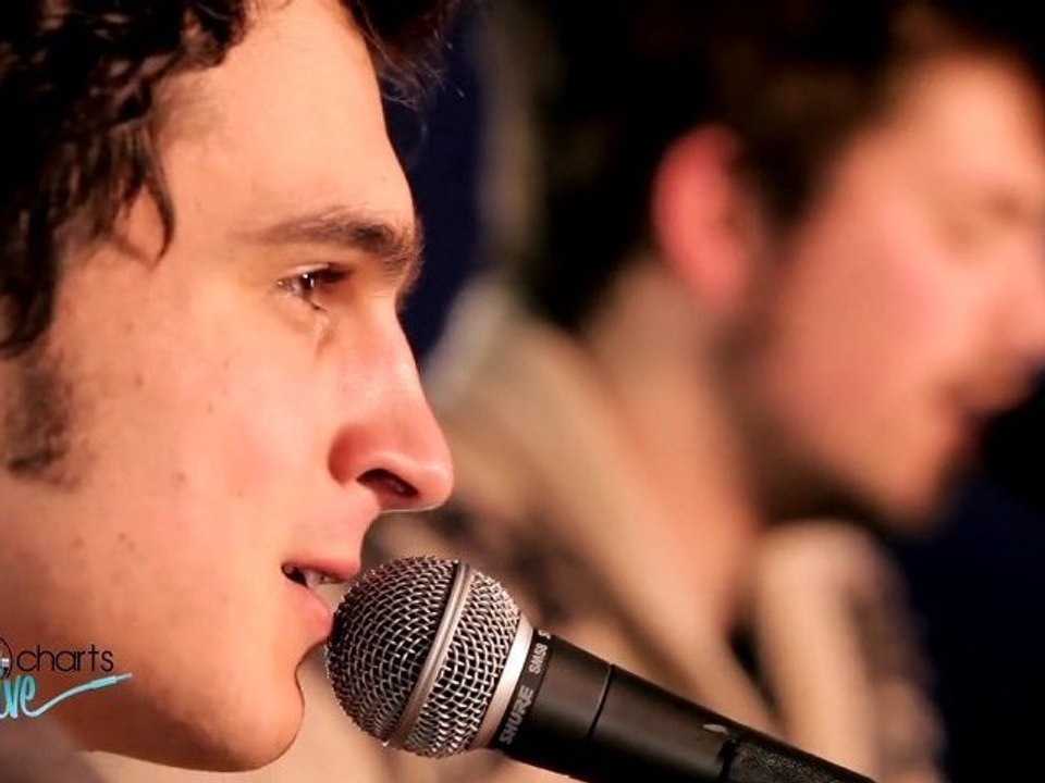 REVOLVER - "Wind Song" pour les Purecharts Live