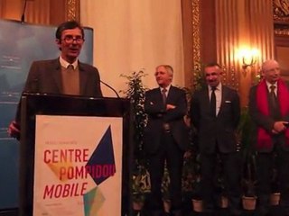 Cambrai : bienvenue au centre Pompidou mobile