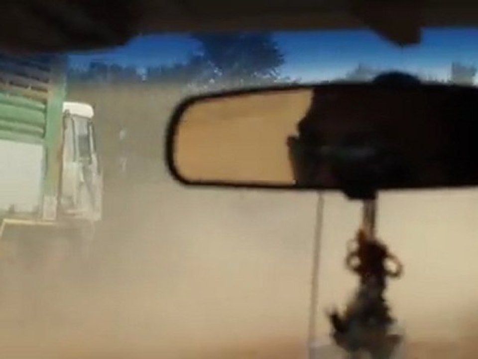 Sur la route de Banlung.