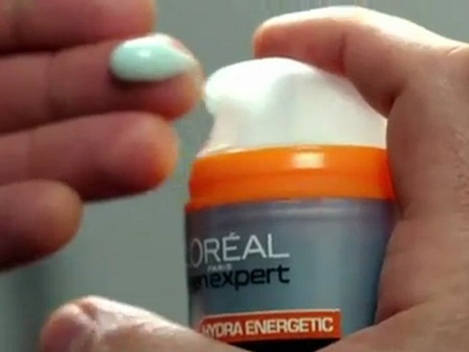 Gerard Butler (Making of L'Oreal Paris Advert)