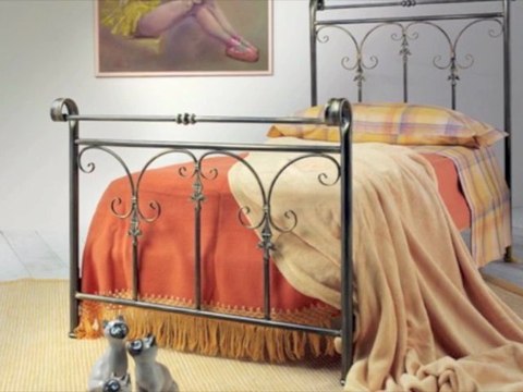 Cosatto letto singolo in ferro battuto modello Granada.