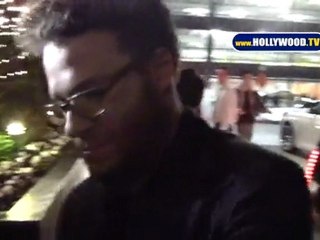 Seth Rogen Has Nothing to Say to David, Victoria Beckhem