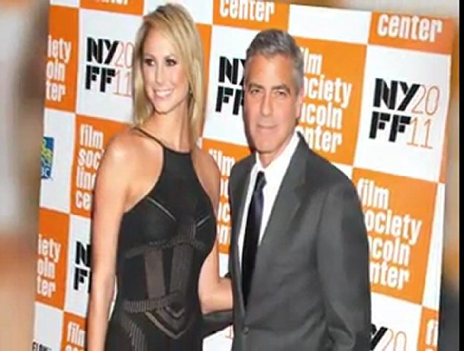 Celebrities Show Some Leg