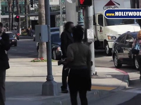 Larry King Needs Cell Phone Headset, Can You Help?