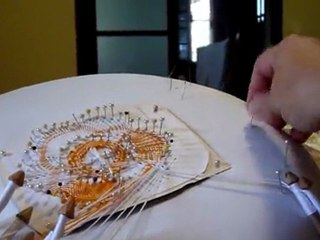 renda belga - flor de bruja