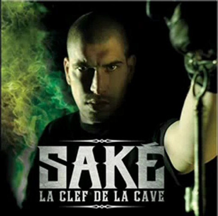 Saké Scylla Chiens sales Prod Saïko