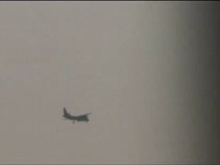 فري برس غوطة دمشق سقبا طائرة صغيرة تتجه نحو قلب العاصمة 27 2 2012