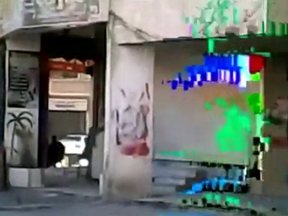 فري برس  ريف دمشق داريا حاجز في ساحة الحرية 26 2 2012