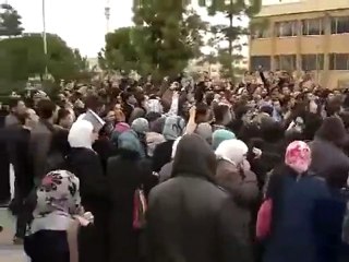 فري برس  حلب مظاهرة جامعة حلب 27 2 2012