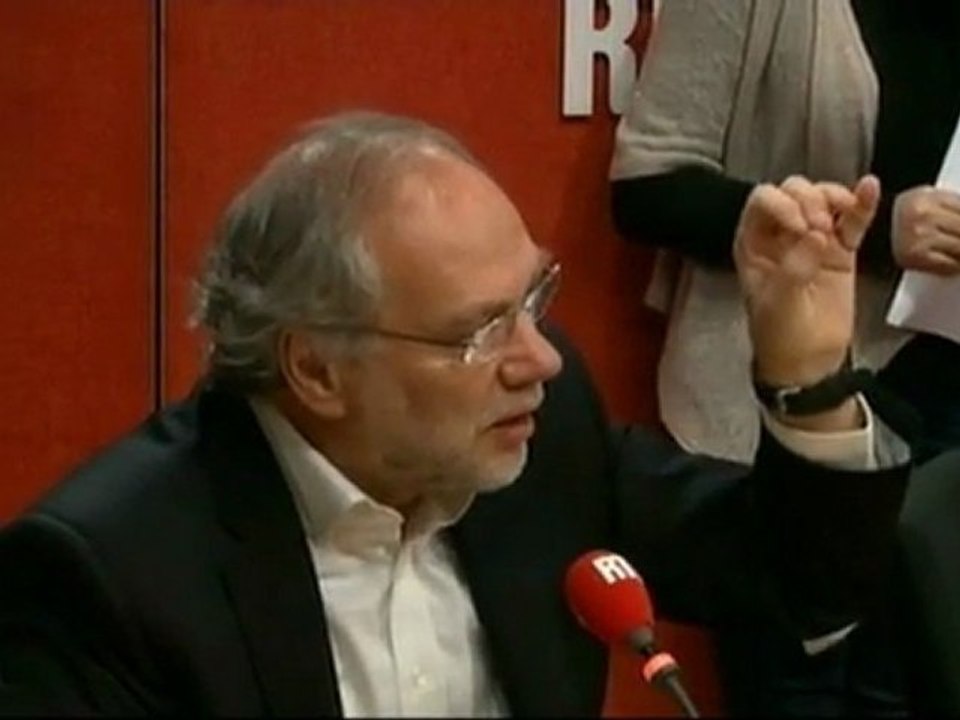 "Le face-à-face du mardi" Joffrin / Zemmour : "Hollande a-t-il raison de vouloir taxer les super-riches ?"