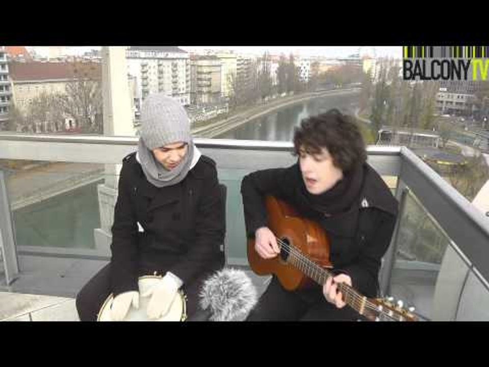 LIGHT LEAKS (BalconyTV)