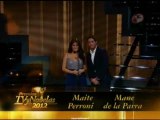 Maite Perroni y Mane de la Parra presentan un premio en los TvyNovelas 2012