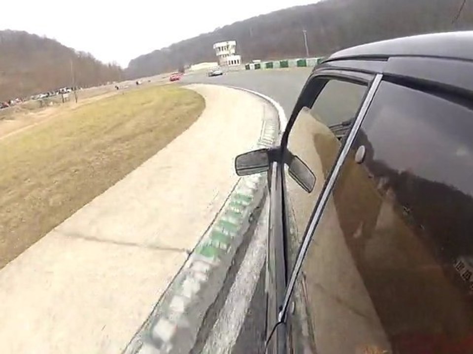 GOPRO embarquée 205Gti avec Clément @Folembray - 20120226