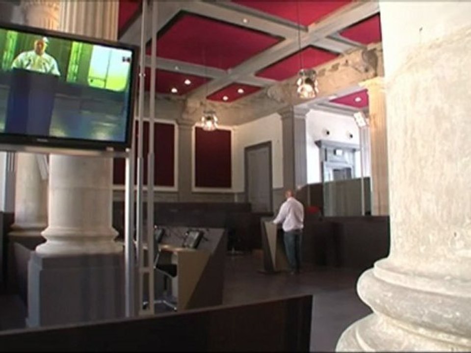 Restauration de la salle des assises de la cour...