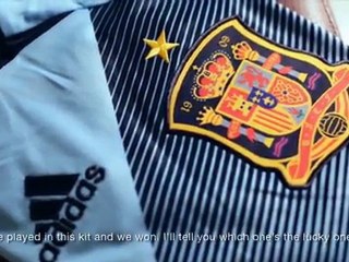 La selección española presenta su segunda equipación