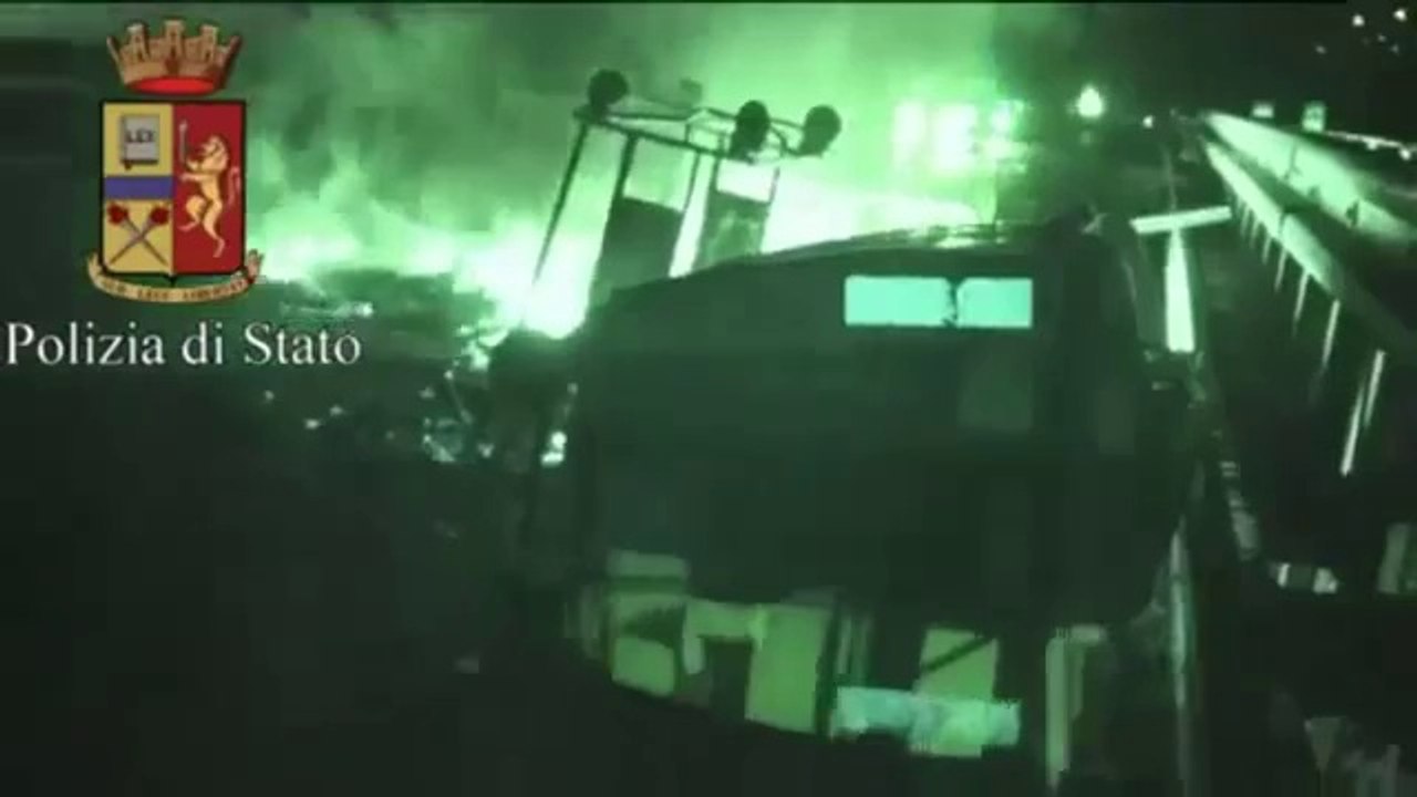 Val di Susa (TO) - Sontri notturni tra polizia e No Tav (28.02.12)