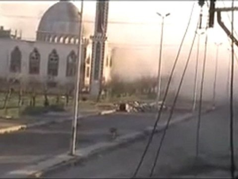 فري برس حمص باباعمرو قصف الحي لليوم 25 على التوالي 28 2 2012 ج4