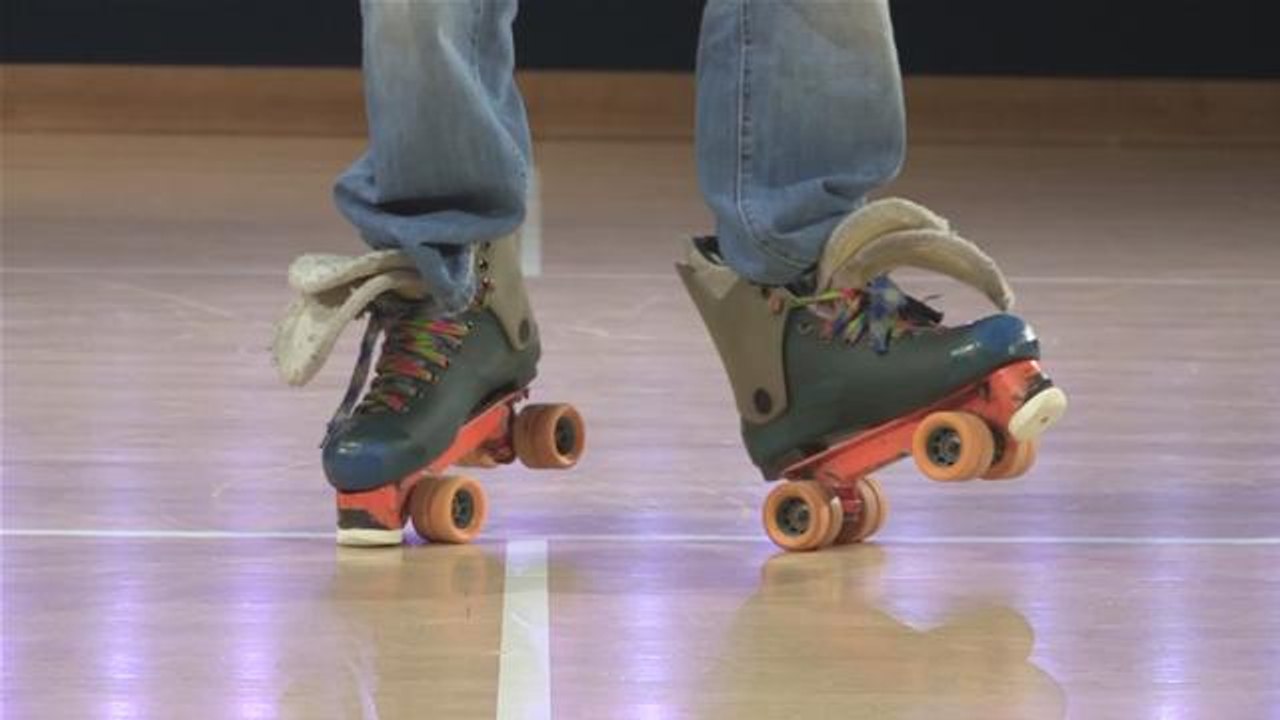How To Spin On Your Rollerskates