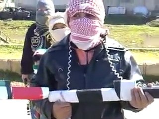 فري برس   حمص تيرمعلة   حواجز أطفال الجيش الحر