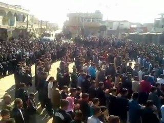 فري برس   حماة كرناز مظاهرة حاشدة و أغنية رائعة 27 2 2012