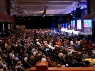 Obama defends auto bailout as Michigan goes to the polls