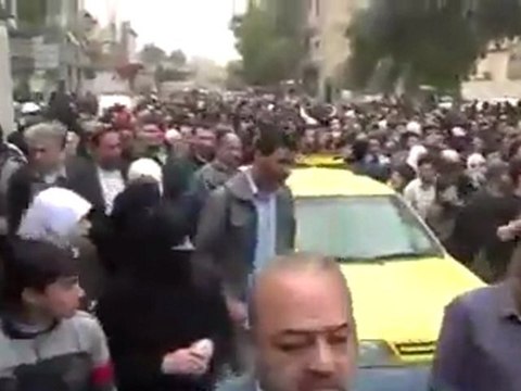 فري برس دمشق كفرسوسة المظاهرة التي انطلقت بعد دفن الشهيدين 28 2 2012 ج3