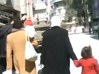 فري برس غوطة دمشق  سقبا دبابات عند حاجز الاربع مفارق 6 3 2012