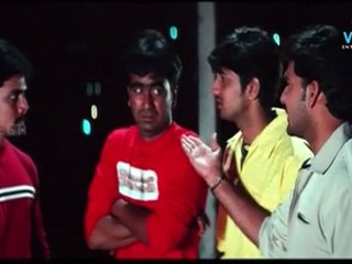 Brahmacharulu - Hero Escapes From Home