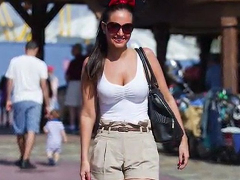 Tulisa Wears Minnie Mouse Ears at Disney World
