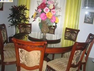 FOR SALE OVERLOOKING ELEGANT HOUSE IN MARIA LUISA ESTATE PARK, CEBU CITY