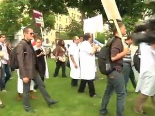 Témoignage de médecins qui demandent leur régularisation