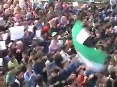 فري برس ريف حماه المحتل مظاهرة طلابية بقلعة المضيق تنادي باسقاط النظام 29 2 2012