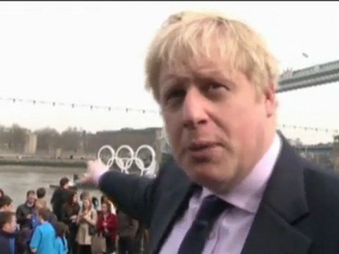 Jeux Olympiques - Anneaux géants sur la Tamise