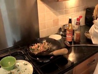 How To Make Prawn Chow Mein