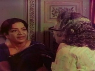 Yama Gola - Ravu Gopal Rao Caught Stealing