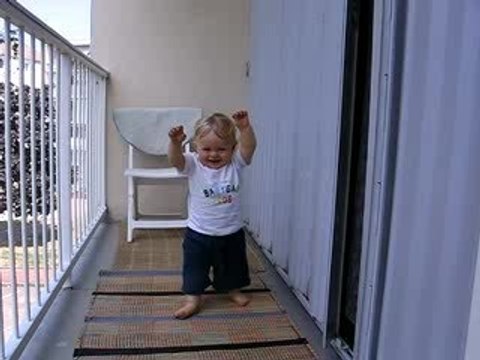 Premiers pas tout seul