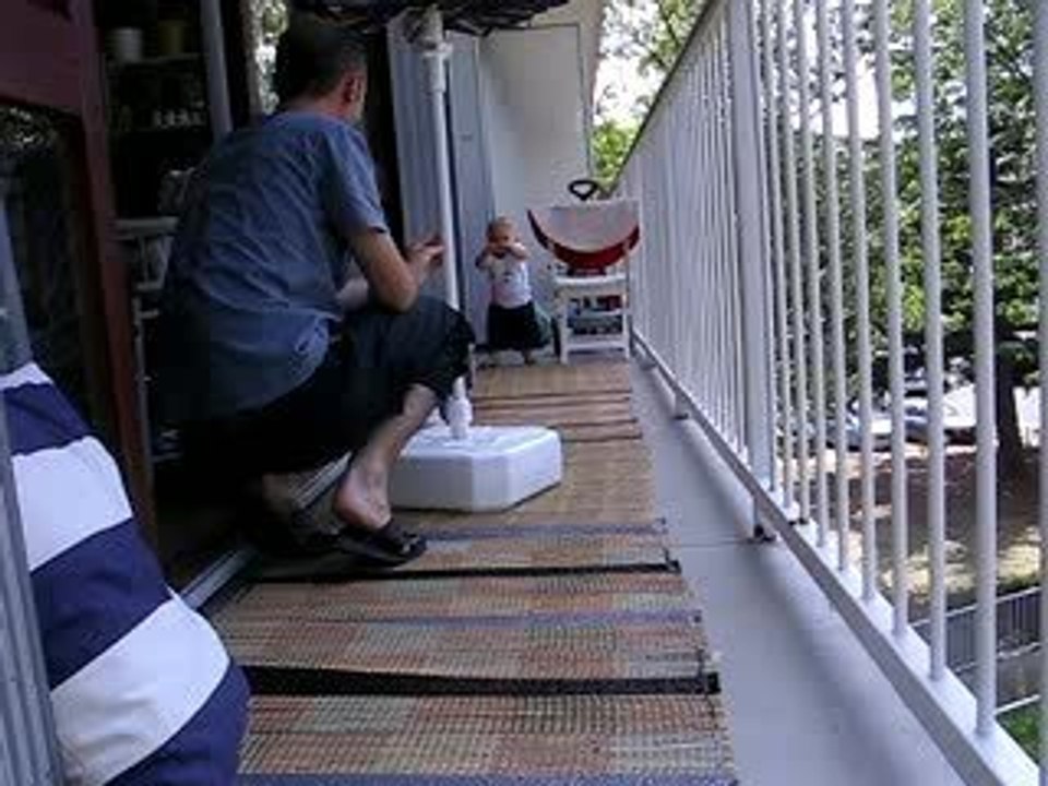 Premiers pas tout seul... suite