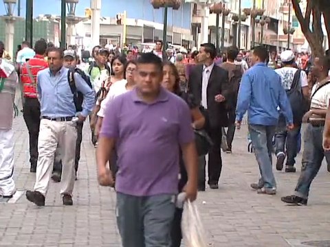 Según encuestadoras, Capriles y Chávez tienen iguales oportunidades de triunfar