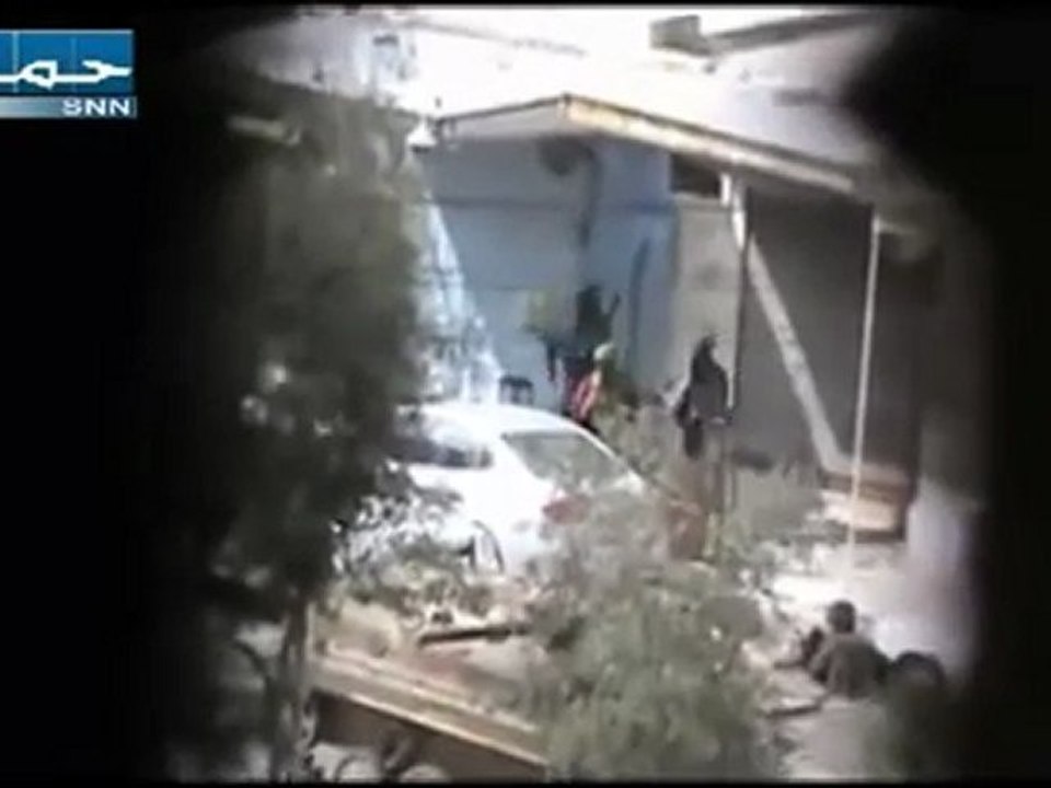 فري برس حماة المحتلة حي طريق حلب  اقتحام الحي بالاليات الثقيلة 26 2012