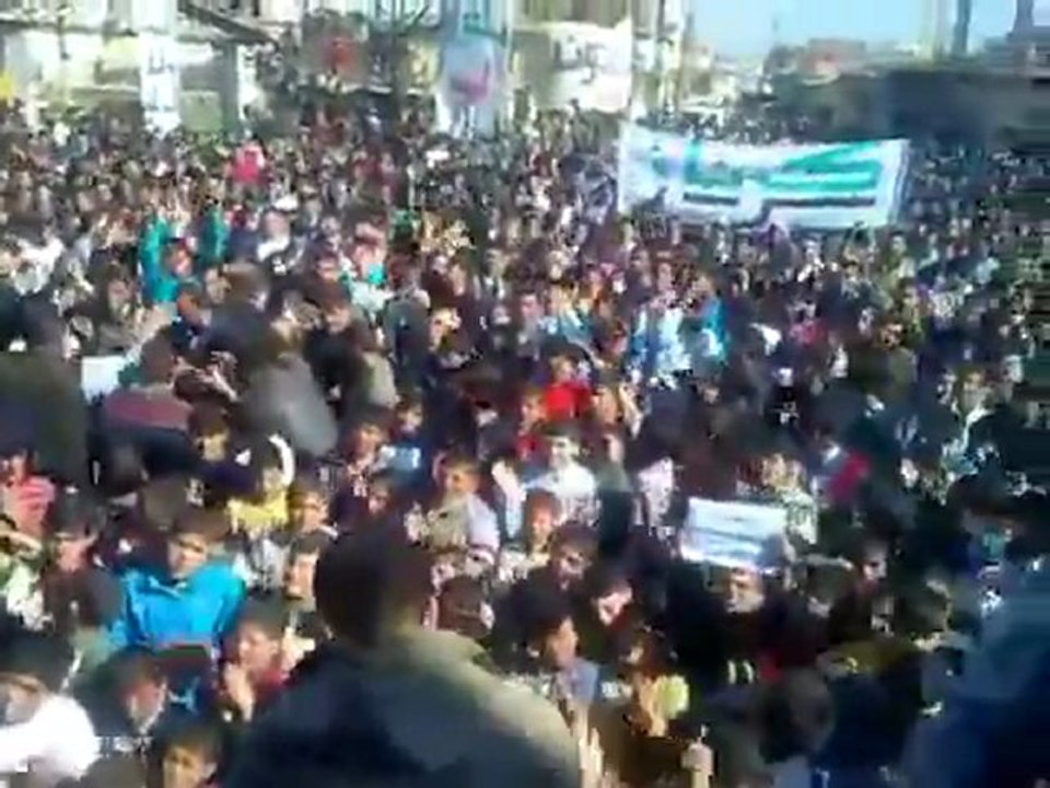 فري برس حماة  المحتلة كرناز  مظاهرة صباحية و هتافات رائعة 29 2 2012