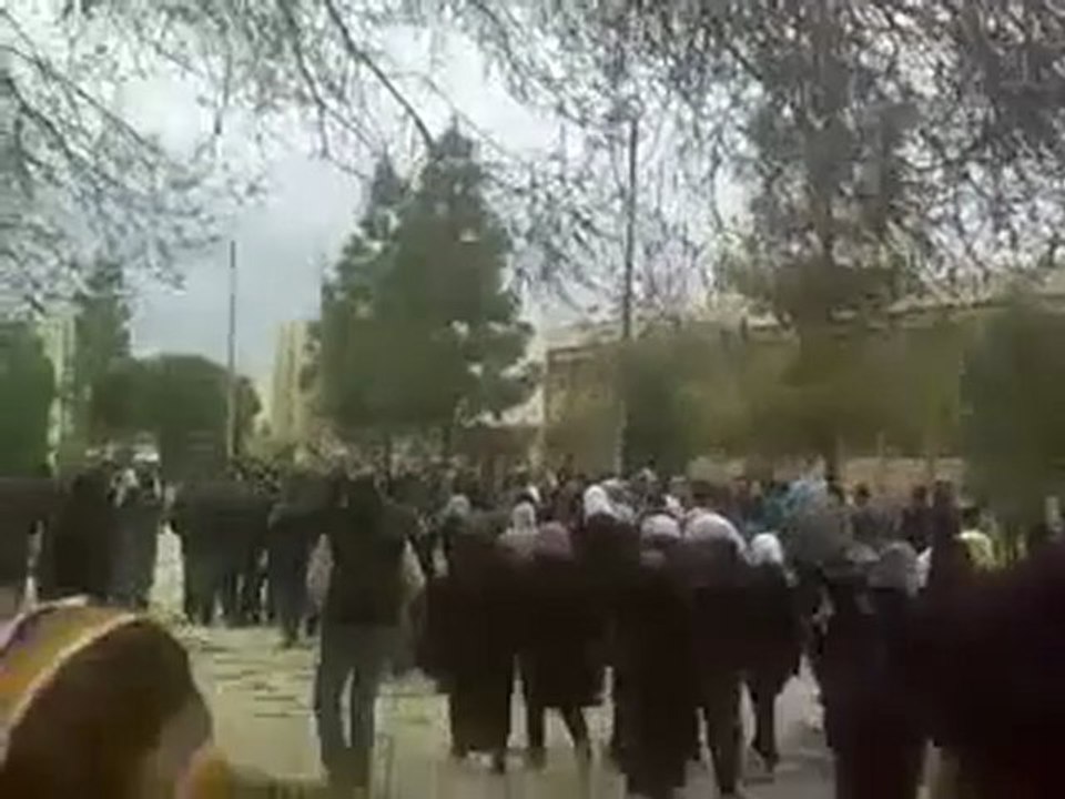 فري برس حلب  كلية الهندسة الكهربائية و الهندسة التقنية   29 2 2012 ج1