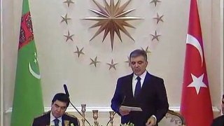 Cumhurbaşkanı Gül, Türkmenistan Devlet Başkanı Onuruna Resmi Akşam Yemeği Verdi