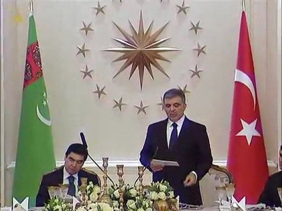 Cumhurbaşkanı Gül, Türkmenistan Devlet Başkanı Onuruna Resmi Akşam Yemeği Verdi