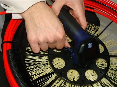 Canne de ramonage de la société AGM-TEC