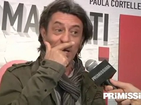 Intervista a Pivio per il film C'è chi dice no