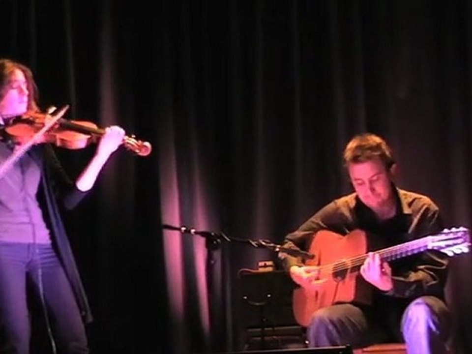 Deux Mains Connues (1)