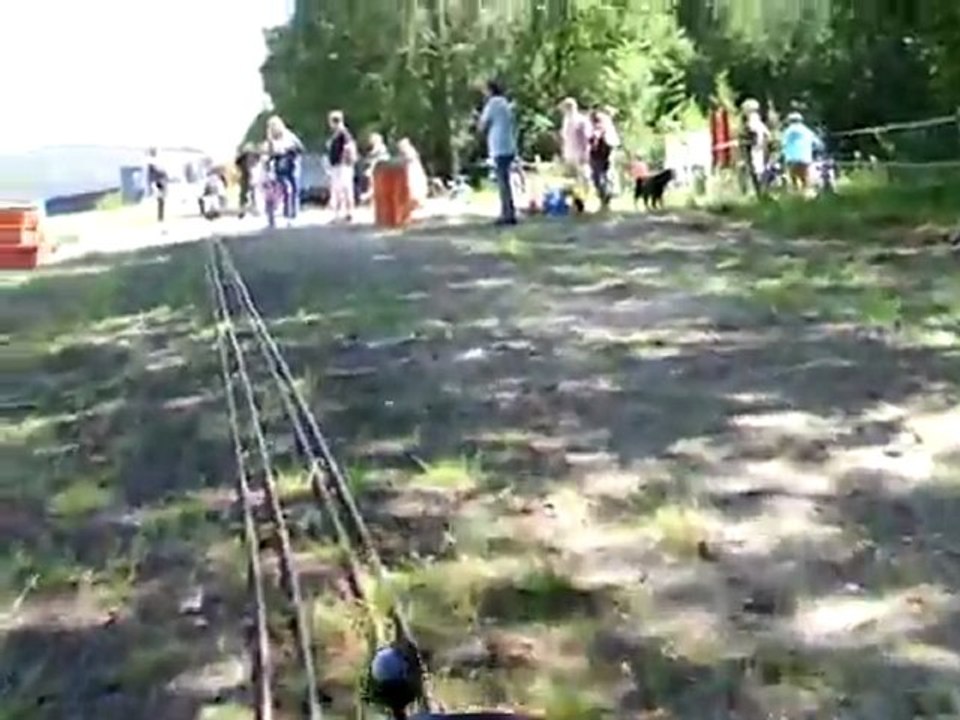 Einfahrt in den bahnhof des dbc sprockhoevel mit feldbahnlok